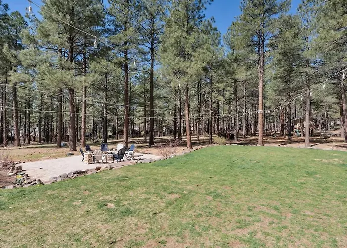 Large Near Violas With Hot Tub Flagstaff